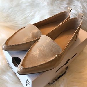 Aldo Pointy Nude Tan Patent Flats - Size 8.5